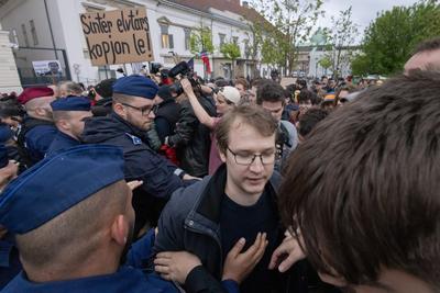 Teacher protest in Budapest-stock-photo