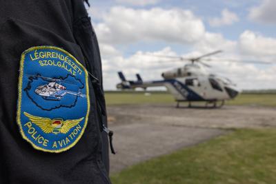Police helicopter flight near lake Balaton-stock-foto