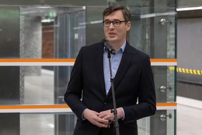 M3 underground line partial restart press conference in Budapest-stock-foto