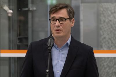 M3 underground line partial restart press conference in Budapest-stock-foto