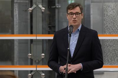 M3 underground line partial restart press conference in Budapest-stock-foto