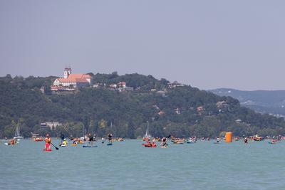 Balaton Cross Paddling in Hungary-stock-foto