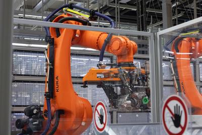 PPE engine production starts in Gyor Audi factory-stock-foto