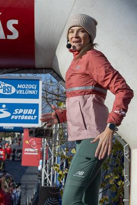 Santa Run in Budapest-stock-foto