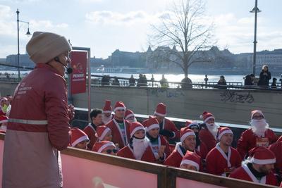 Santa Run in Budapest-stock-foto