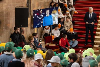 Children”s Christmas in Hungarian Parliament-stock-photo