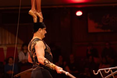 Group Tightroupe Walkers Antik (RUS)-stock-foto