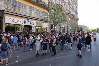 Sneaker crowd in Budapest-stock-photo
