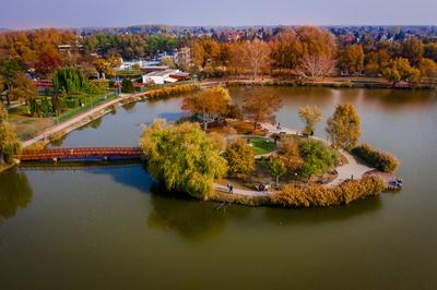 Sóstó ősszel-stock-foto