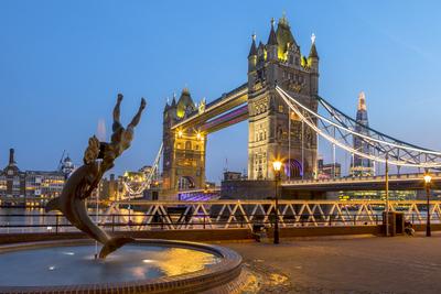 Tower Bridge in early evening light, London, England, United Kingdom, Europe-stock-photo