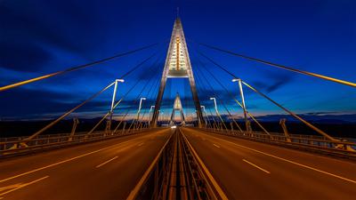 Megyeri bridge with Danube river, Budapest, Hungary-stock-foto