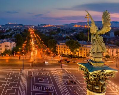Gabriel Arkangel, Millenium Monument, Heroes Square, Budapest-stock-photo