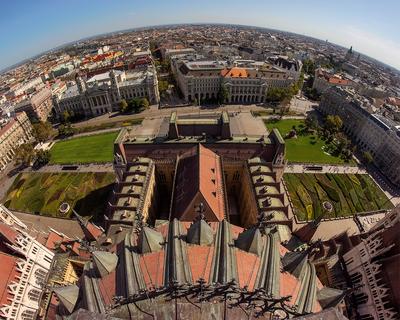 Parliament building at the bank of Danube river, Budapest, Hungary-stock-foto