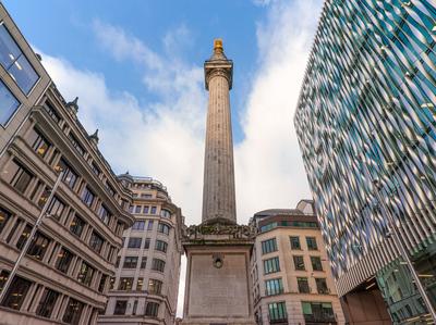 Monument to the Great Fire of London-stock-photo
