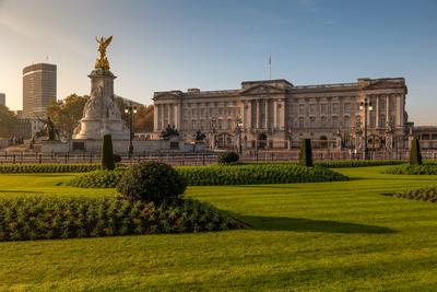 Buckingham palace in morning-stock-foto