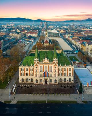 Fantastic high quality photos about center of Ujpest with City hall and Queen of Heaven church.-stock-foto