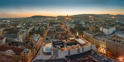Europe Hungary Budapest parnorama cityscape 360 rooftop bar-stock-photo