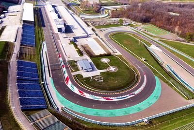 Europe Hungary Mogyorod Hungaroring. Official Forma 1 race track-stock-foto
