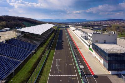 Europe Hungary Mogyorod Hungaroring. Official Forma 1 race track-stock-foto