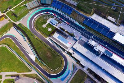 Europe Hungary Mogyorod Hungaroring. Official Forma 1 race track-stock-foto