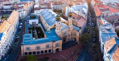 Europe Hungary Budapest. The famous Jewish ynagogue in Dohany street.-stock-photo