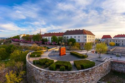 Europe hungary Budapest Buda Castle Artus Gorgey statue-stock-foto