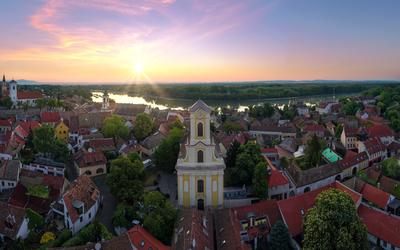 Hungary. Saint Peter Paul catholic church-stock-foto