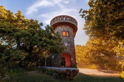 Julianus lookout tower in Danube bend Hungary. Near by Nagymaros city. Fantastic view all of Visegrad mountain. This viewpoin built in 1939. It was built by Encyan Tourist Association-stock-photo