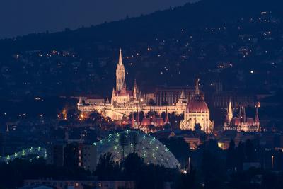 Budapest night cityscape-stock-foto