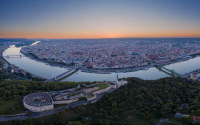 Fill panorama photo about Budapest downtown.-stock-foto