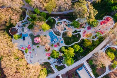 Budapest City park big playground-stock-foto
