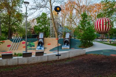 Budapest City park big playground-stock-foto