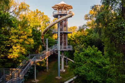 Canopy walkway in Mako city-stock-foto
