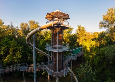Canopy walkway in Mako city-stock-foto