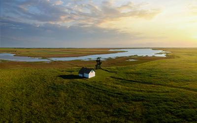 Kardoskut white lake in Hungary-stock-photo