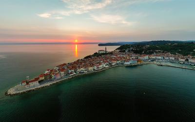 Panoramic photo about piran Slovenia-stock-foto
