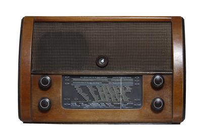 vintage radio isolated on the white background-stock-foto