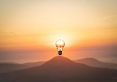 Napkelte a Balatonnál-stock-foto