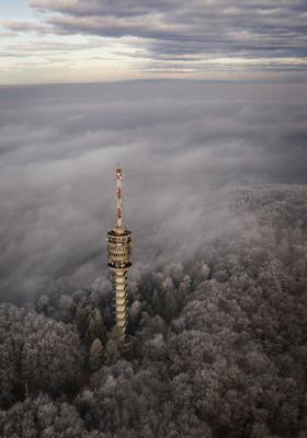 zalaegerszegi tvtorony-stock-foto