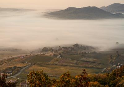 Napkelte a Balatonnál-stock-foto