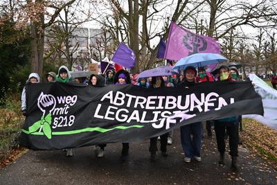 Demonstrationen fuer Legalisierung von Abtreibungen-stock-foto