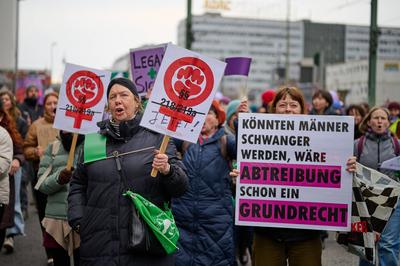 Demonstrationen fuer Legalisierung von Abtreibungen-stock-foto