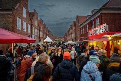 Tratition Architektur Volksfest Weihnacht-stock-foto