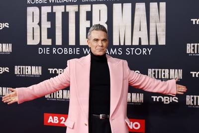 Robbie Williams-stock-photo