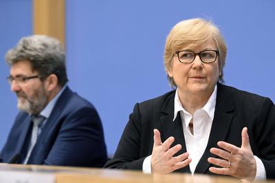 Michael Windfuhr, Beate Rudolf-stock-foto