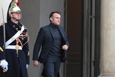 Emmanuel Macron recoit, Umaro Sissoco Embalo, le president de la Guinee Bissau-stock-foto