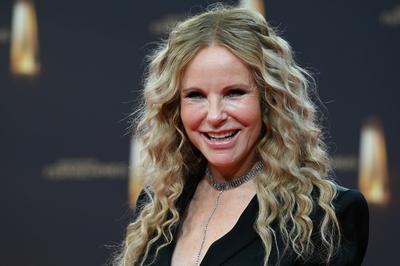 Moderatorin Katja Burkard kommt zur Gala und Verleihung des Deutschen Fernsehpreis in K?ln. *** Presenter Katja Burkard-stock-foto