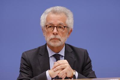 Prof. Dr. Hans Vorl?nder, Vorsitzender des Sachverst?ndigenrat f?r Integration und Migration (SVR) , Deutschland, Berlin-stock-foto
