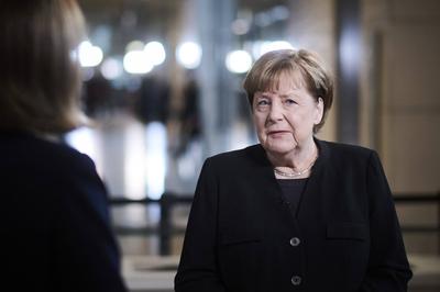 News Bilder des Tages Berlin, Trauerstaatsakt f?r den verstorbenen Bundestagspr?sidenten a.D. Wolfgang im Bundestag Zum-stock-foto