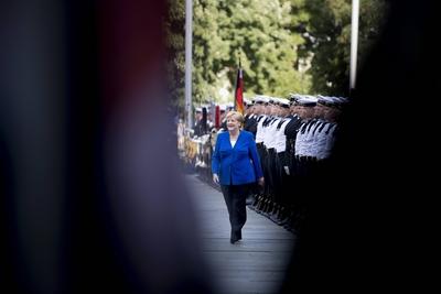Angela Merkel DEU, Deutschland, Germany, Berlin, 21.08.2019 Bundeskanzlerin Angela Merkel beim beim Empfang mit militaer-stock-foto